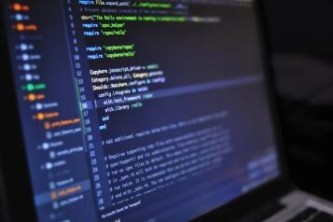 當(dāng)代碼遇見二次元 探索“軟件開發(fā)證書+動(dòng)漫設(shè)計(jì)”的跨界融合之路